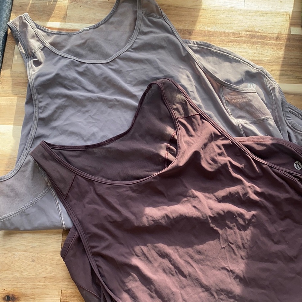 Package deal of 2 Lululemon tank tops with mesh back! Size 6